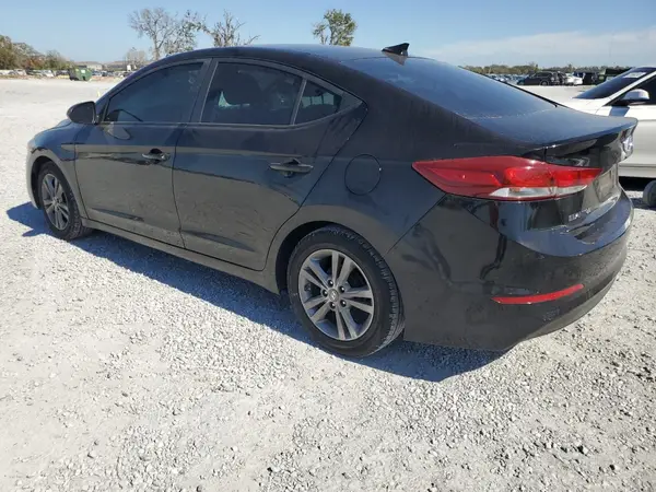 KMHD84LF2HU271420 2017 HYUNDAI ELANTRA - Image 2