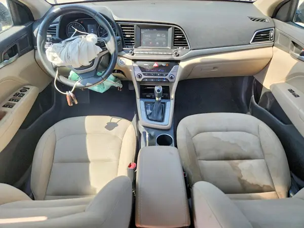 KMHD84LF2HU272518 2017 HYUNDAI ELANTRA - Image 8