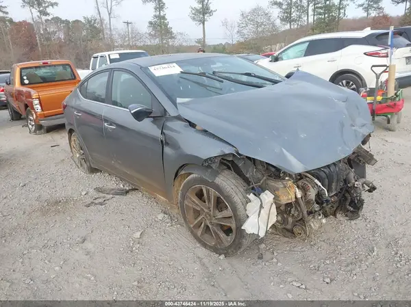 KMHD84LF2HU280912 2017 HYUNDAI ELANTRA - Image 1