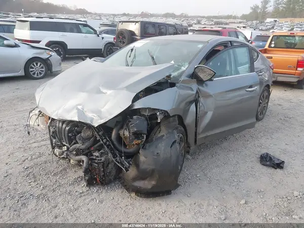 KMHD84LF2HU280912 2017 HYUNDAI ELANTRA - Image 2