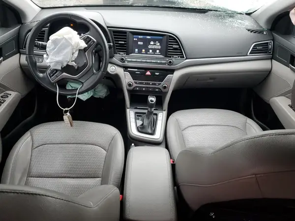 KMHD84LF2HU281431 2017 HYUNDAI ELANTRA - Image 8