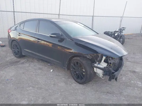 KMHD84LF2HU281543 2017 HYUNDAI ELANTRA - Image 1