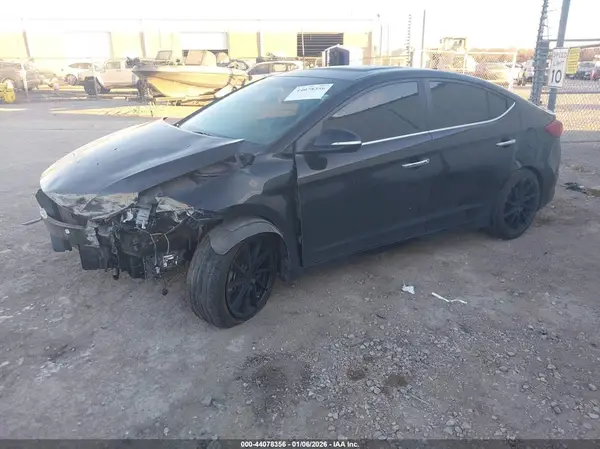 KMHD84LF2HU281543 2017 HYUNDAI ELANTRA - Image 2