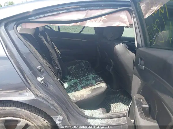 KMHD84LF2HU290260 2017 HYUNDAI ELANTRA - Image 8