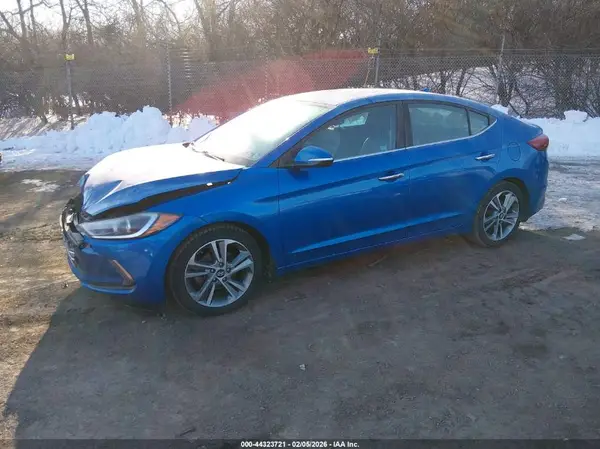 KMHD84LF2HU301032 2017 HYUNDAI ELANTRA - Image 2