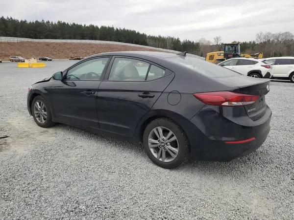 KMHD84LF2HU312905 2017 HYUNDAI ELANTRA - Image 2