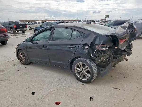 KMHD84LF2HU316923 2017 HYUNDAI ELANTRA - Image 2