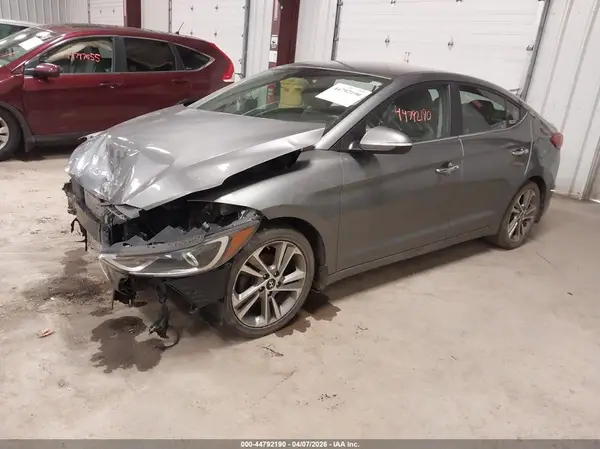 KMHD84LF2HU316968 2017 HYUNDAI ELANTRA - Image 2