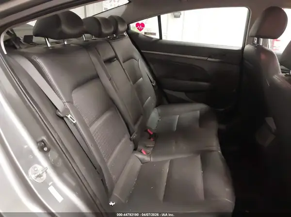 KMHD84LF2HU316968 2017 HYUNDAI ELANTRA - Image 8