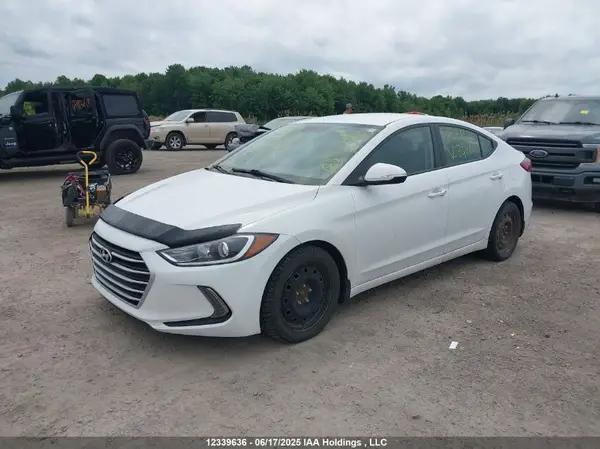 KMHD84LF2HU326660 2017 HYUNDAI ELANTRA - Image 2