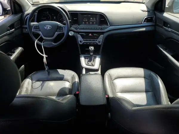 KMHD84LF2HU331907 2017 HYUNDAI ELANTRA - Image 8