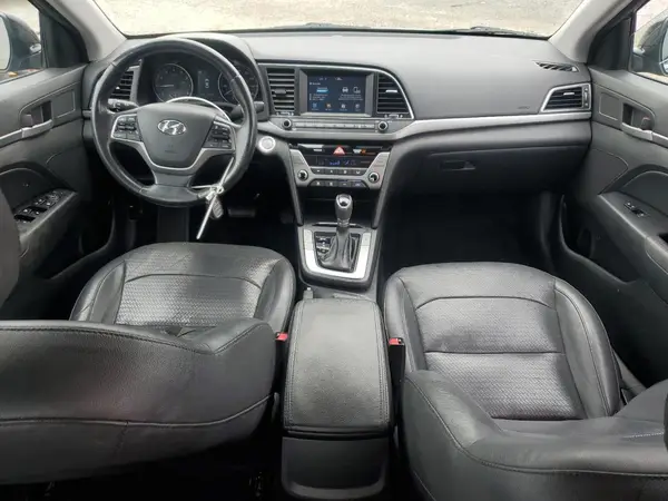 KMHD84LF2HU332832 2017 HYUNDAI ELANTRA - Image 8