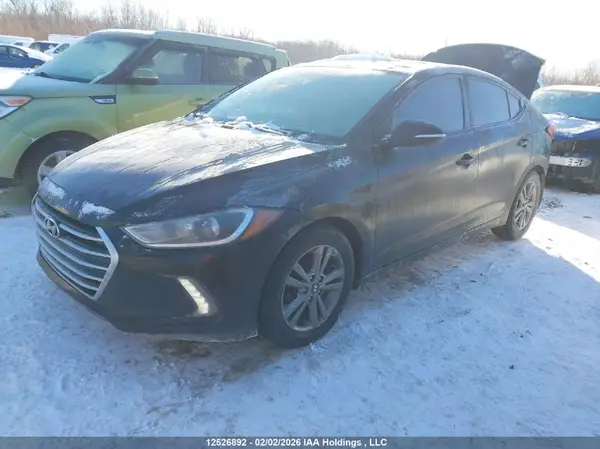 KMHD84LF2HU338727 2017 HYUNDAI ELANTRA - Image 2
