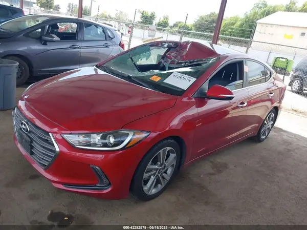 KMHD84LF2HU358380 2017 HYUNDAI ELANTRA - Image 2