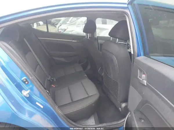 KMHD84LF2HU358928 2017 HYUNDAI ELANTRA - Image 8