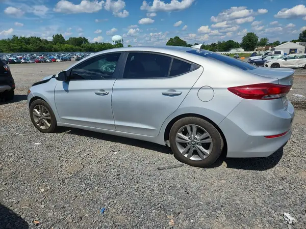 KMHD84LF2HU359979 2017 HYUNDAI ELANTRA - Image 2