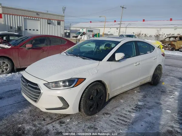 KMHD84LF2HU380380 2017 HYUNDAI ELANTRA - Image 2