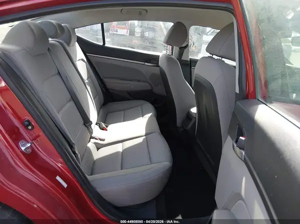 KMHD84LF2HU397194 2017 HYUNDAI ELANTRA - Image 8