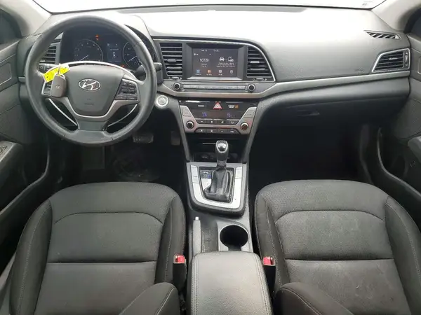 KMHD84LF2HU400062 2017 HYUNDAI ELANTRA - Image 8