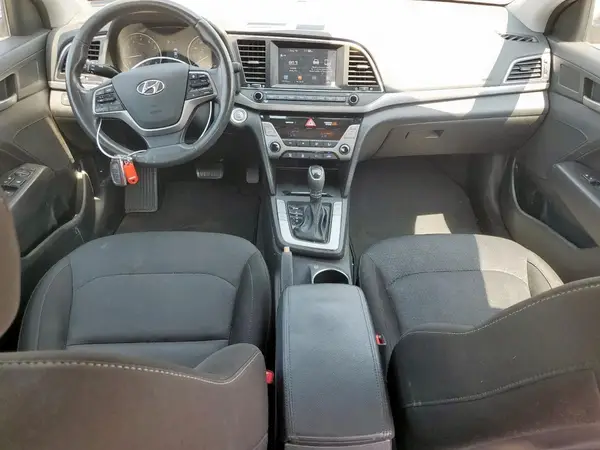 KMHD84LF2HU400627 2017 HYUNDAI ELANTRA - Image 8