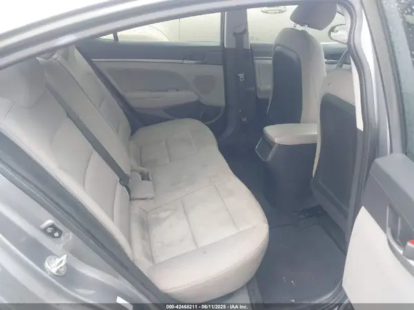 KMHD84LF2HU405181 2017 HYUNDAI ELANTRA - Image 8