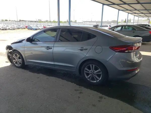 KMHD84LF2HU407674 2017 HYUNDAI ELANTRA - Image 2