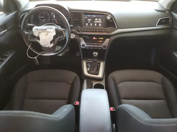 KMHD84LF2HU407674 2017 HYUNDAI ELANTRA - Image 8