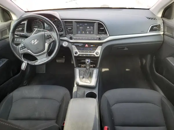 KMHD84LF2HU409571 2017 HYUNDAI ELANTRA - Image 8