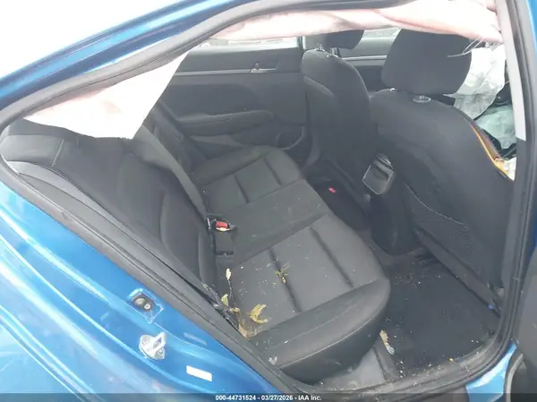 KMHD84LF2HU425818 2017 HYUNDAI ELANTRA - Image 8