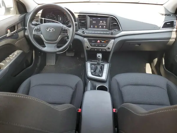 KMHD84LF2HU426421 2017 HYUNDAI ELANTRA - Image 8