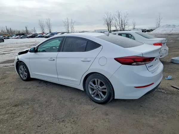 KMHD84LF2JU448702 2018 HYUNDAI ELANTRA - Image 2
