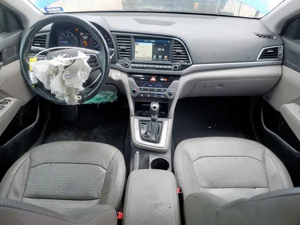 KMHD84LF2JU452054 2018 HYUNDAI ELANTRA - Image 8