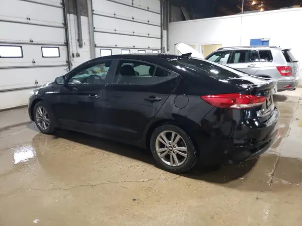 KMHD84LF2JU468738 2018 HYUNDAI ELANTRA - Image 2