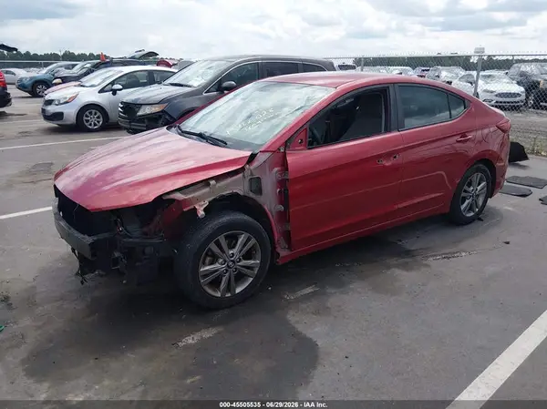KMHD84LF2JU472045 2018 HYUNDAI ELANTRA - Image 2