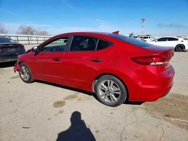 KMHD84LF2JU474670 2018 HYUNDAI ELANTRA - Image 2