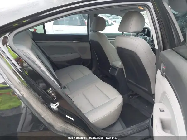 KMHD84LF2JU492179 2018 HYUNDAI ELANTRA - Image 8