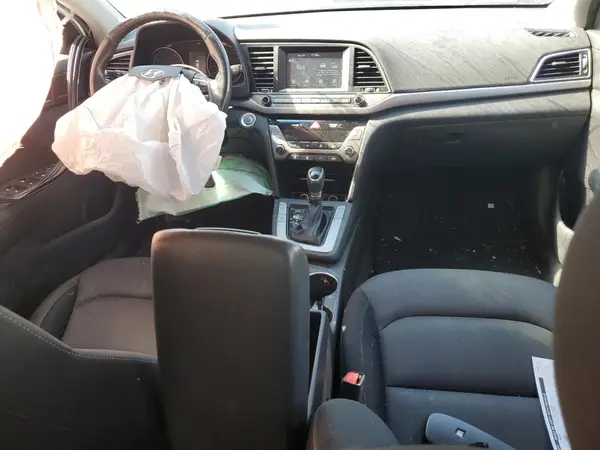 KMHD84LF2JU493199 2018 HYUNDAI ELANTRA - Image 8