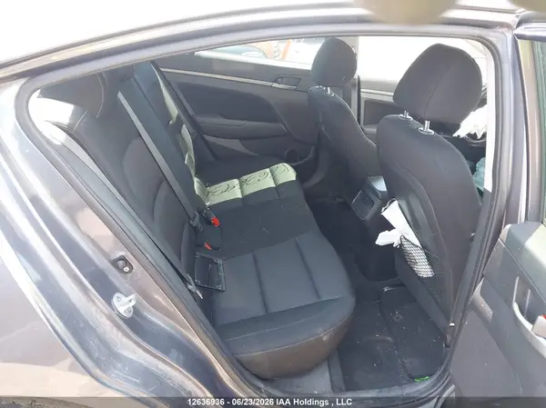 KMHD84LF2JU493719 2018 HYUNDAI ELANTRA - Image 8