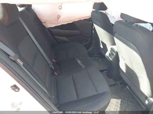 KMHD84LF2JU495373 2018 HYUNDAI ELANTRA - Image 8