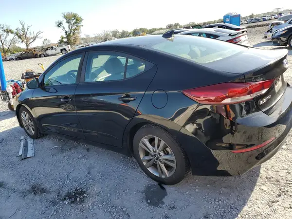 KMHD84LF2JU499987 2018 HYUNDAI ELANTRA - Image 2