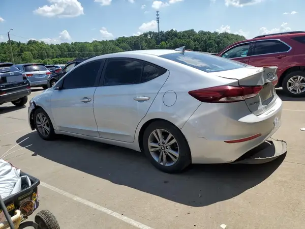 KMHD84LF2JU503018 2018 HYUNDAI ELANTRA - Image 2