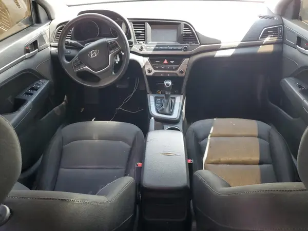 KMHD84LF2JU503018 2018 HYUNDAI ELANTRA - Image 8