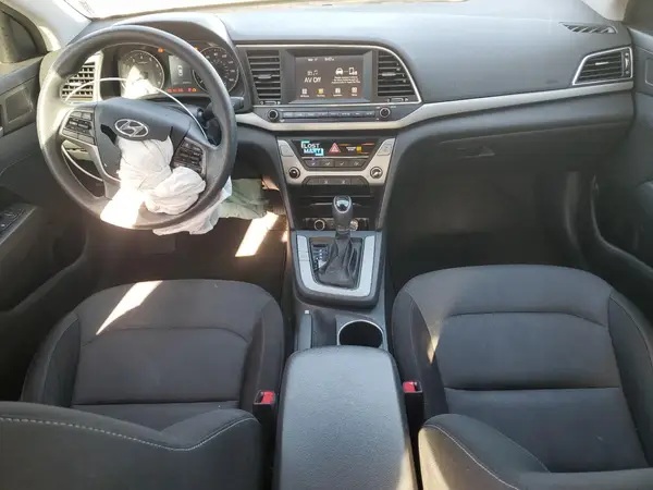 KMHD84LF2JU503021 2018 HYUNDAI ELANTRA - Image 8