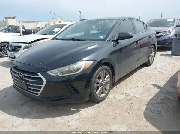 KMHD84LF2JU504251 2018 HYUNDAI ELANTRA - Image 2