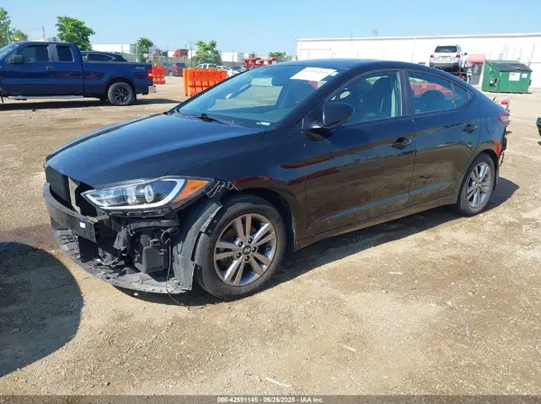 KMHD84LF2JU505514 2018 HYUNDAI ELANTRA - Image 2