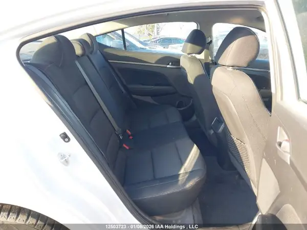 KMHD84LF2JU517484 2018 HYUNDAI ELANTRA - Image 8