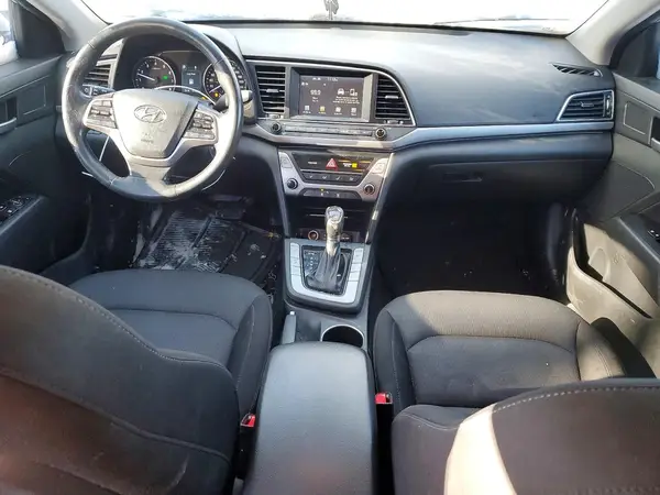 KMHD84LF2JU517551 2018 HYUNDAI ELANTRA - Image 8