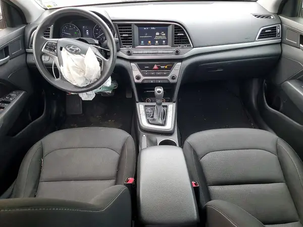 KMHD84LF2JU524189 2018 HYUNDAI ELANTRA - Image 8