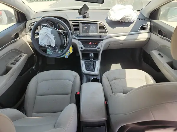 KMHD84LF2JU535757 2018 HYUNDAI ELANTRA - Image 8