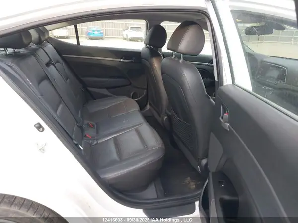 KMHD84LF2JU541932 2018 HYUNDAI ELANTRA - Image 8